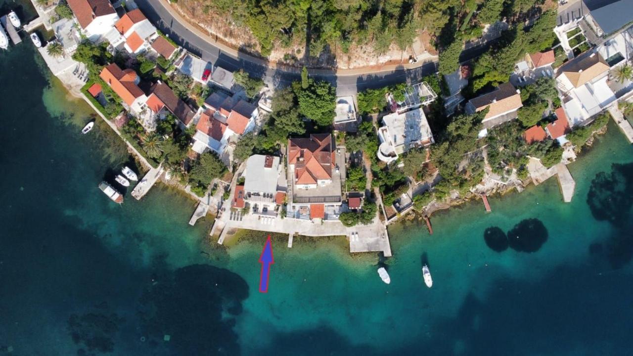 Korcula Seafront Apartments With Private Beach 外观 照片