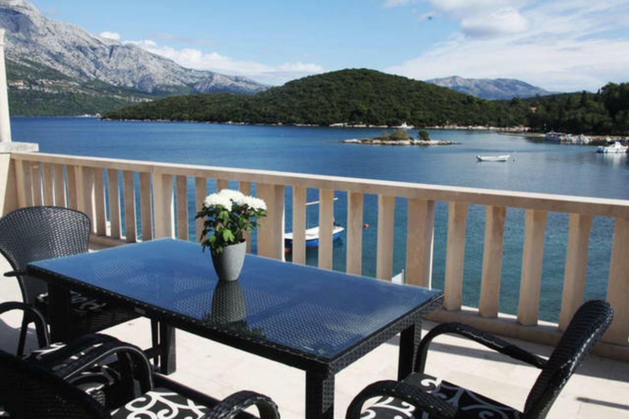 Korcula Seafront Apartments With Private Beach 外观 照片