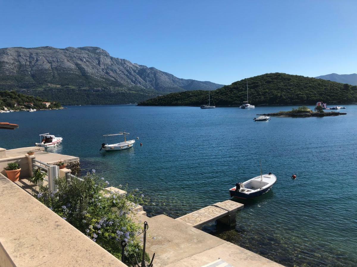 Korcula Seafront Apartments With Private Beach 外观 照片